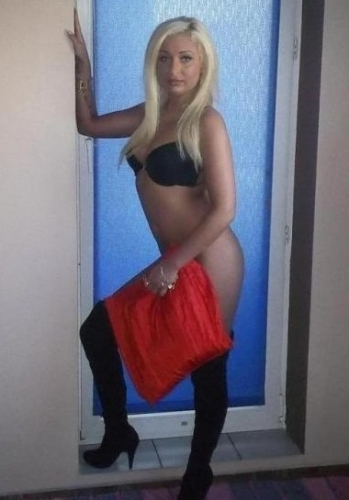 Проститутка Питерa Света +7(981)294-39-94