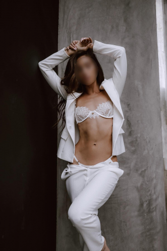 Индивидуалка СПб Алла Шатенка c 2 размером груди у метро Гостиный Двор Санкт-Петербург Фото-8